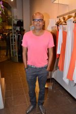 Narendra Kumar Ahmed at Nee & Oink launch their festive kidswear collection at the Autumn Tea Party at Chamomile in Palladium, Mumbai ON 11th Sept 2012 (1).JPG